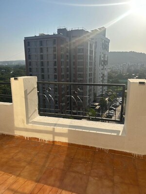 2 BHK Apartment For Rent in Mont Vert Dieu, Pashan