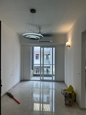 2.5 BHK Builder Floor For Rent in Smart World Orchard, Sector 61