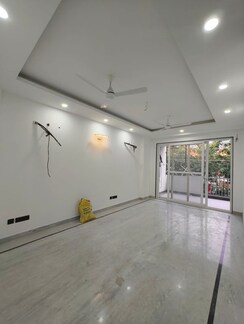 3 BHK + Pooja Room Builder Floor For Rent in Chittaranjan Park