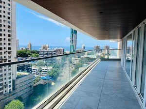 Swimming Pool in 3 BHK Apartment at Sea Breeze Worli, Worli – for Rent