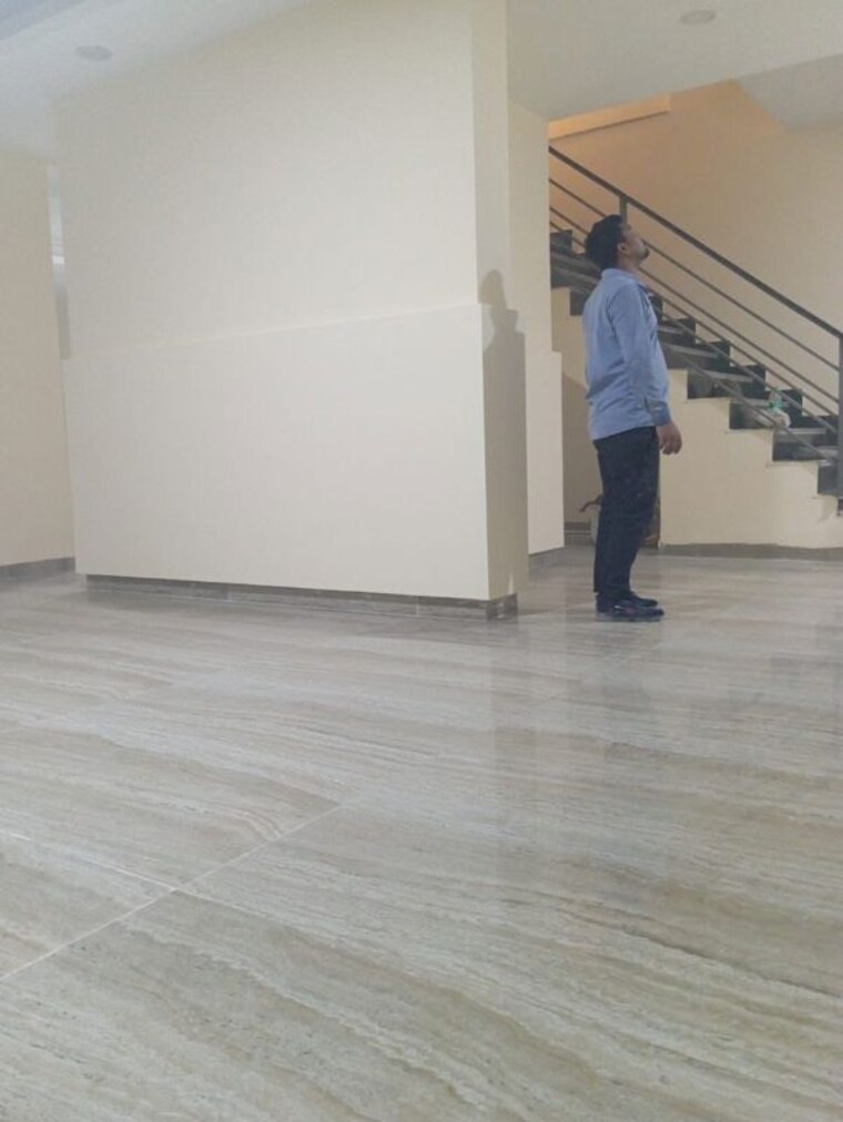 Floor Plan, nehru enclave Commercial Office Space 200 Sq.Yd. In Nehru Enclave Delhi 10302831