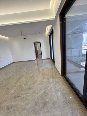 Room in 2.5 BHK Apartment at Kharghar – for Sale