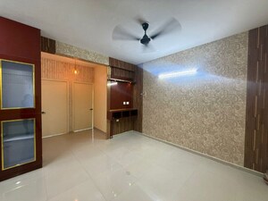 2 BHK Apartment For Rent in Pyramid Midtown, Sector 59