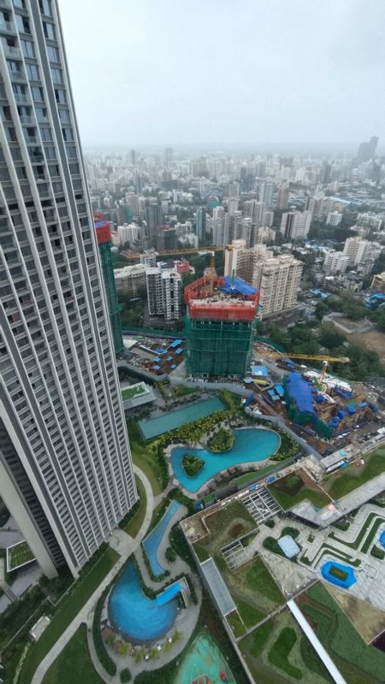 Exterior View, oberoi-sky-city 3 Bedroom 1054 Sq.Ft. Apartment In Borivali East Mumbai 9903885