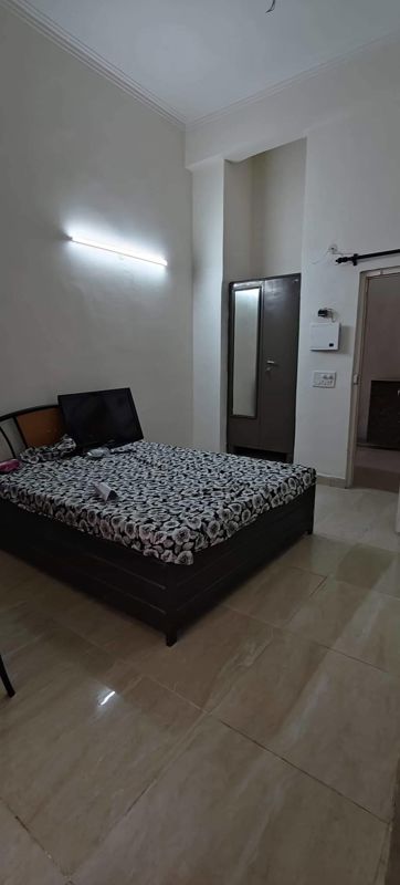 1 Rk  450 Sq.Ft. Apartment in Gaur City 2 - 14th Avenue