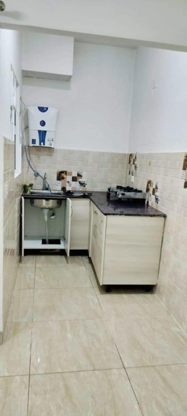 Kitchen, gaur-city-2-14th-avenue 1 RK 450 Sq.Ft. Apartment In Sector 16c Greater Noida Greater Noida 10302876