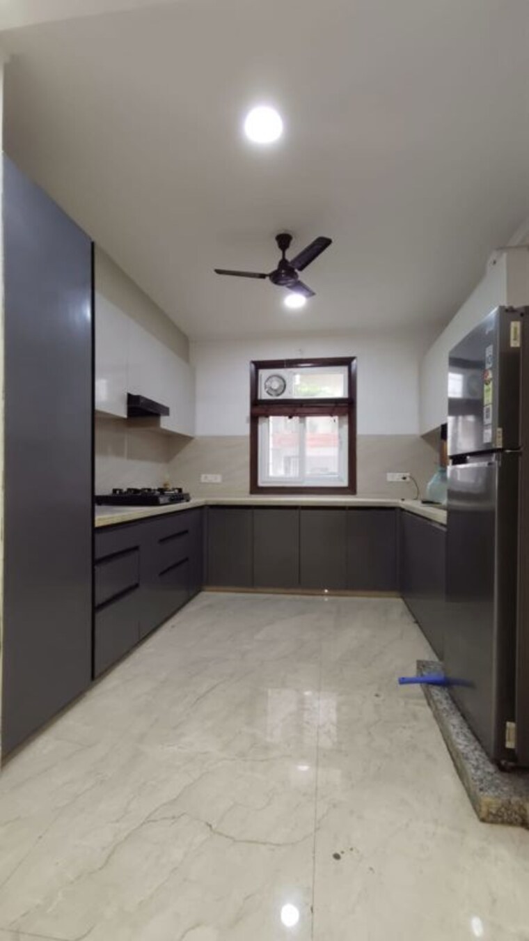 Kitchen, saket 3 Bedroom 200 Sq.Ft. Builder Floor In Saket Delhi 10302936