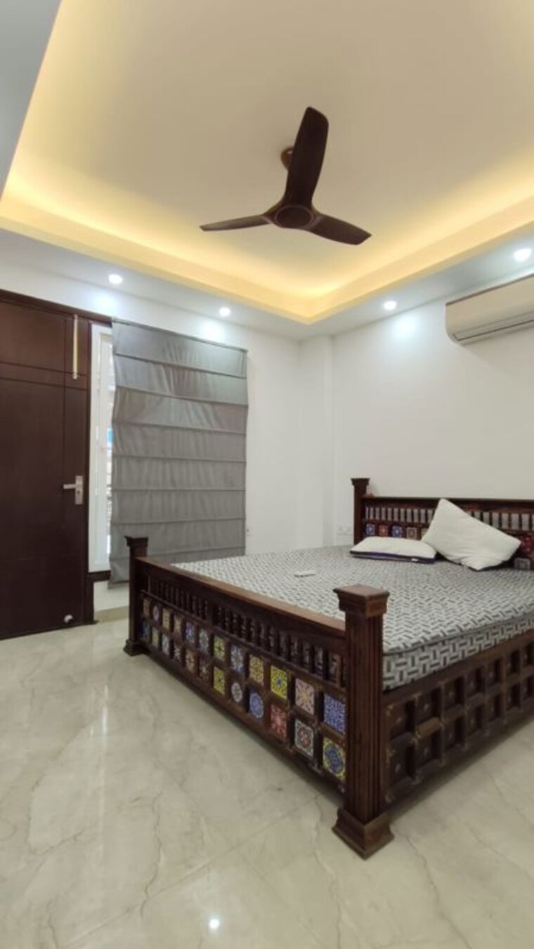 Bedroom, saket 3 Bedroom 200 Sq.Ft. Builder Floor In Saket Delhi 10302936