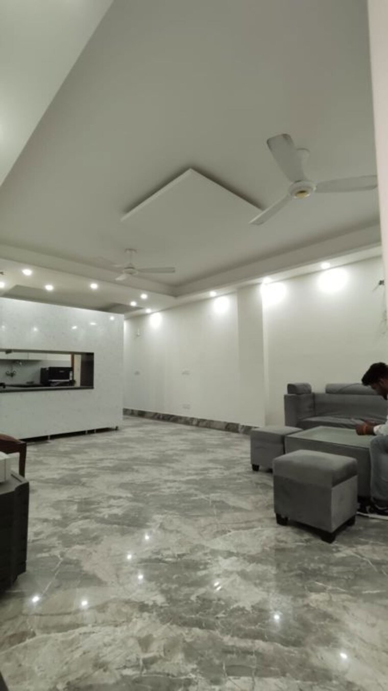 Living Room, saket 3 Bedroom 150 Sq.Ft. Builder Floor In Saket Delhi 10302943