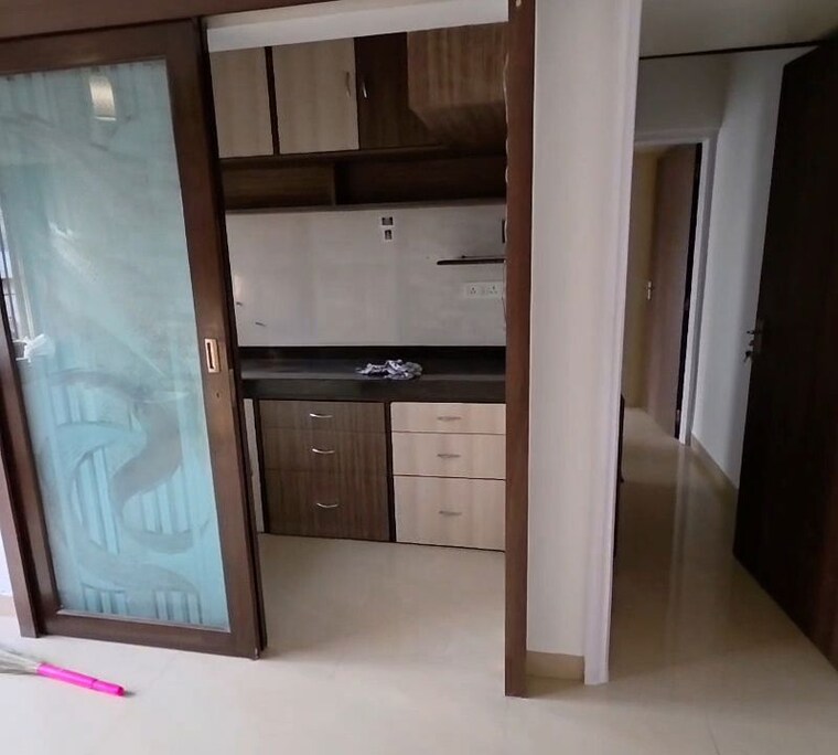 Room, mahim 1 Bedroom 410 Sq.Ft. Apartment In Mahim Mumbai 10302957