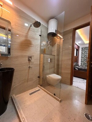 Bathroom in 2 BHK Apartment at Palm Residency Chhatarpur, Chattarpur – for Rent