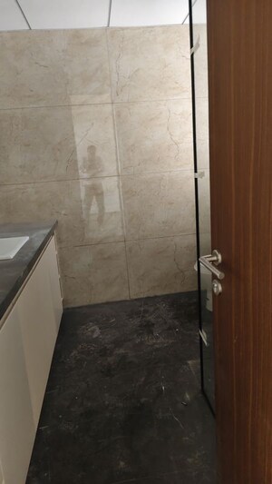 Bathroom in 3.5 BHK Apartment at Kalpataru Vista, Sector 128 – for Rent