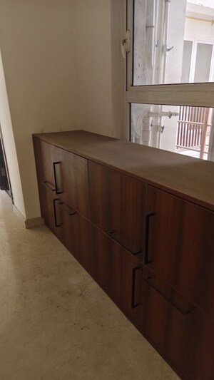 Kitchen in 3.5 BHK Apartment at Kalpataru Vista, Sector 128 – for Rent