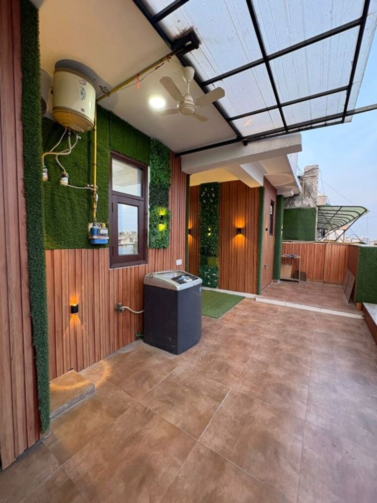 Room, saket 3 Bedroom 200 Sq.Ft. Builder Floor In Saket Delhi 10303019