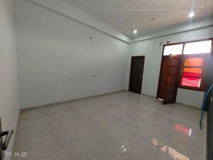 Room in 3 BHK Apartment at Emaar Gomti Greens, Gomti Nagar – for Rent