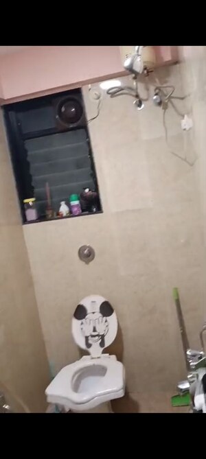 Attached Bathroom in 2 BHK Apartment at Ghatkopar East – for Rent