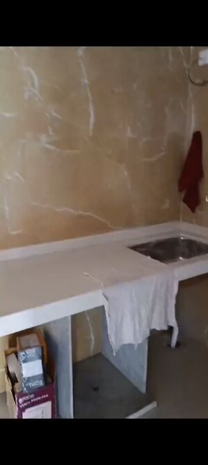 Team Area in 1 BHK Apartment at Kurla – for Rent