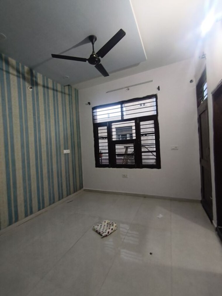 Room, nk-sharma-savitry-greens-2 3 Bedroom 100 Sq.Yd. Villa In Ghazipur Zirakpur 10303088