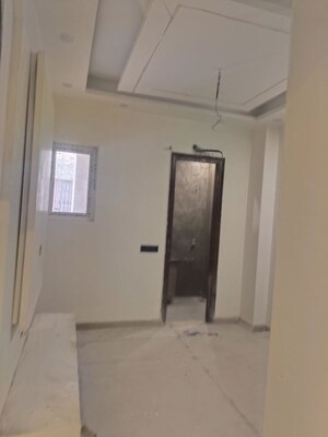  3 BHK Builder Floor at Paschim Vihar – for Sale