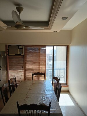 Building Lobby in 6 BHK Apartment at Lokhandwala Complex – for Rent