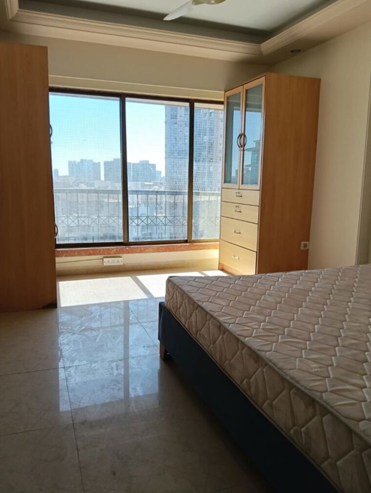 Bedroom, lokhandwala complex 6 Bedroom 3000 Sq.Ft. Apartment In Lokhandwala Complex Mumbai 10303104