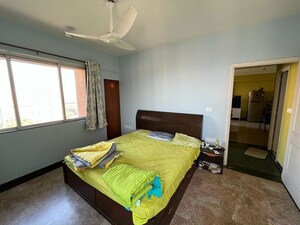 Bedroom in 2 BHK Apartment at Hiranandani Avalon, Powai – for Rent
