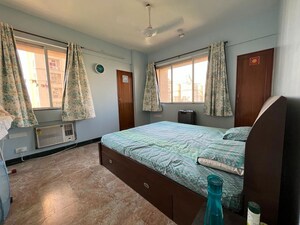 Bedroom in 2 BHK Apartment at Hiranandani Avalon, Powai – for Rent
