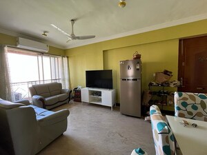 Team Area in 2 BHK Apartment at Hiranandani Avalon, Powai – for Rent