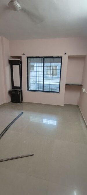 Room in 1 BHK Apartment at Raviraj Planet Millenium, Pimple Saudagar – for Rent