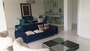 2 BHK Apartment For Rent in Cumbala Hill