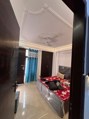 Room in 1 BHK Builder Floor at Saket – for Rent