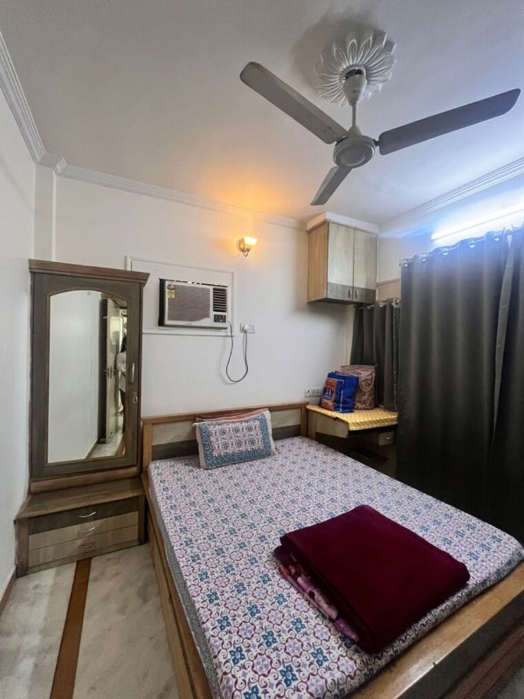 Bedroom, andheri west 1 Bedroom 650 Sq.Ft. Apartment In Andheri West Mumbai 10303190