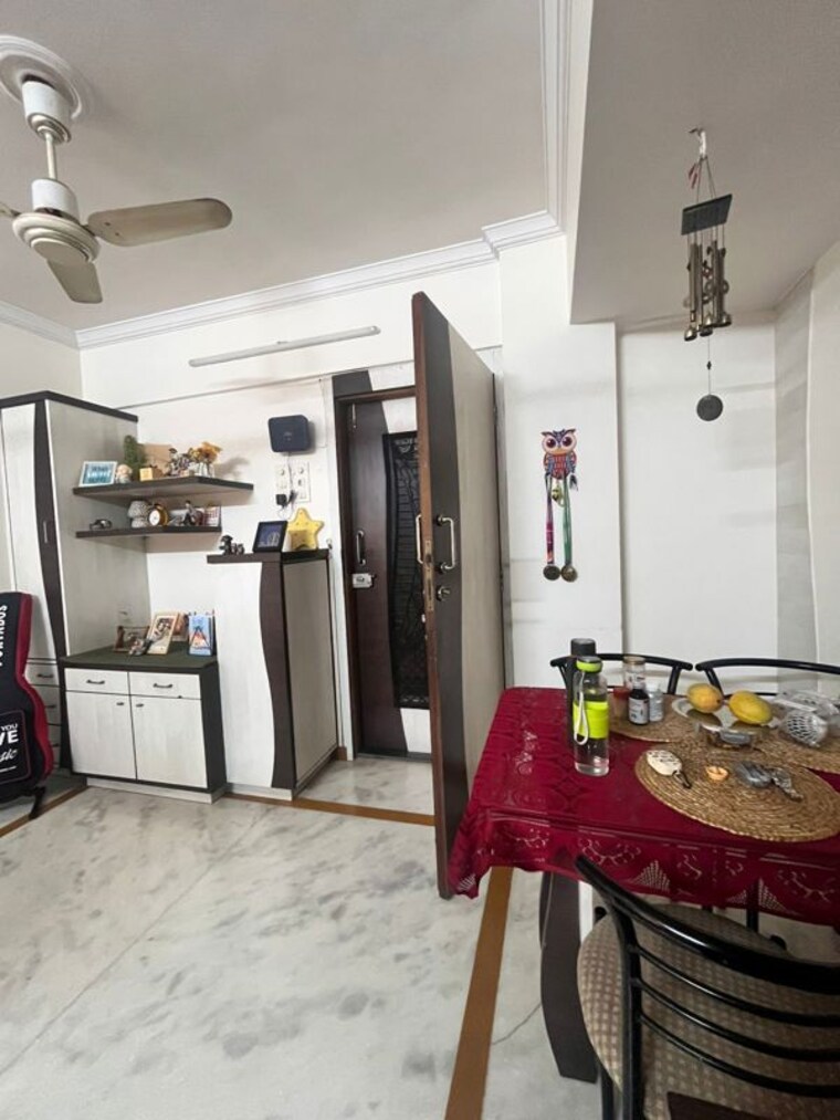 Living Room, andheri west 1 Bedroom 650 Sq.Ft. Apartment In Andheri West Mumbai 10303190