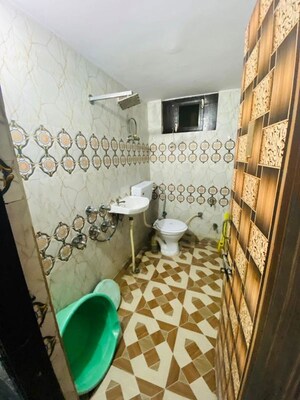 Bathroom in 1 BHK Builder Floor at Uttam Nagar West – for Rent