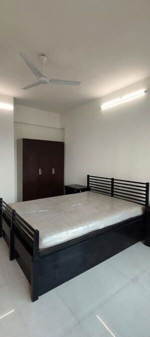 Bedroom in 3 BHK Apartment at Lodha Sterling, Kolshet Road – for Rent