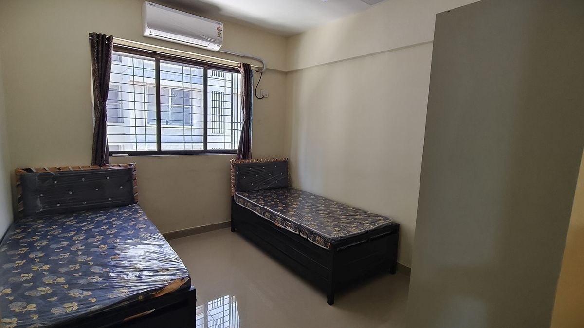 Pg For Rent in New Madha Colony