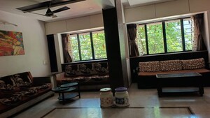 Living Room in 4 BHK Builder Floor at Vishnu Vihar CHS, Gultekdi – for Rent