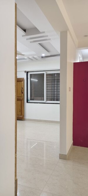 Room in 2 BHK Apartment at Sai Cambridge Residency, Halasuru – for Rent
