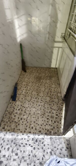 Bedroom in 2 BHK Apartment at Wadgaon Sheri – for Rent