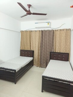Pg For Rent in Riddhi Gardens