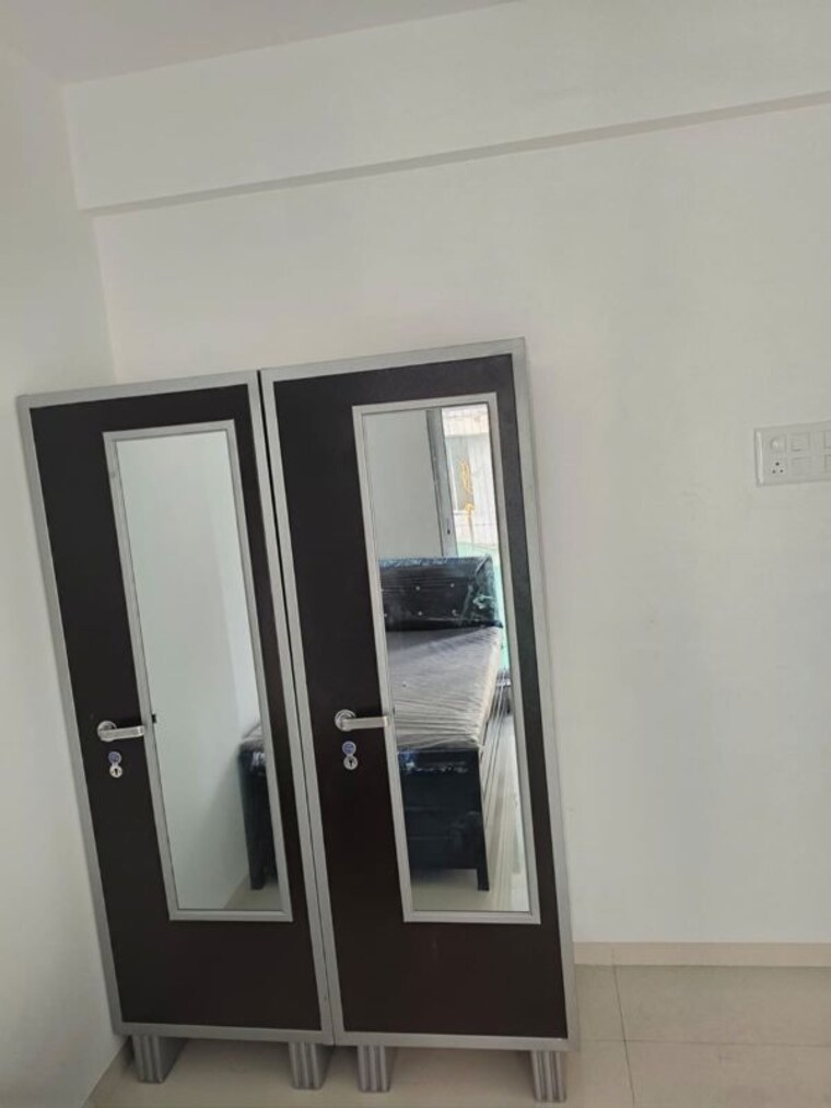 Room, riddhi gardens Pg For Boys & Girls In Riddhi Gardens 10303297
