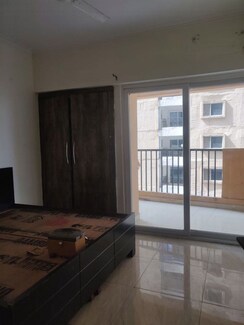 3 BHK Apartment For Sale in Gaur City 2 - 14th Avenue