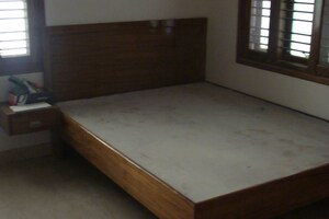 Room in 2 BHK Independent House at Rt Nagar – for Rent