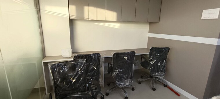 Team Area, crescent-business-square Commercial Office Space 727 Sq.Ft. In Asalpha Mumbai 10303395