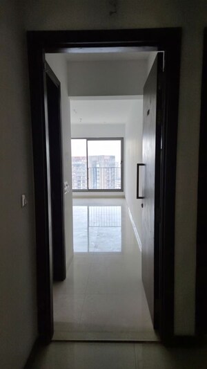 2 BHK Apartment For Sale in Sunteck City Avenue 4, Goregaon West