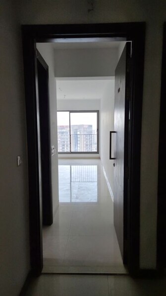 2 BHK Apartment For Sale in Sunteck City Avenue 4 in Goregaon West, Mumbai