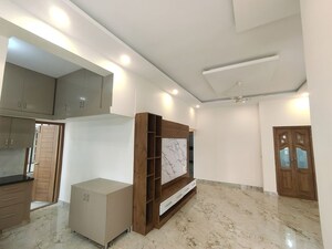 Room in 2 BHK Builder Floor at Hsr Layout – for Rent