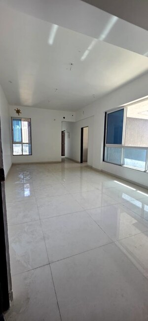 2 BHK Apartment For Rent in Shreeji Atlantis, Malad West