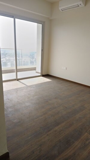 3.5 BHK Apartment For Rent in Bhutani 18, Sector 128