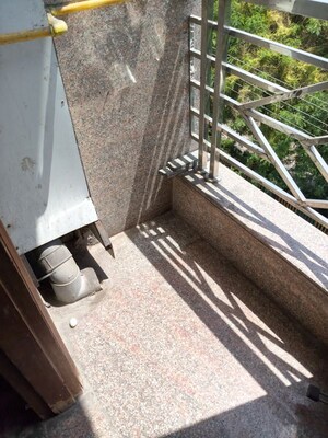 Balcony in 1 BHK Independent House at RWA Apartments Sector 71, Sector 71 – for Rent